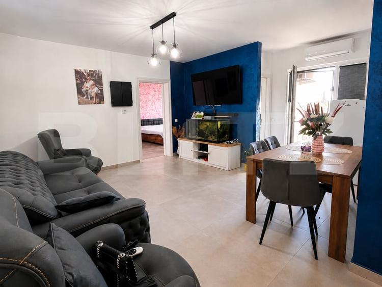 Apartament cu 2 camere decomandat, mobilat în Industrială