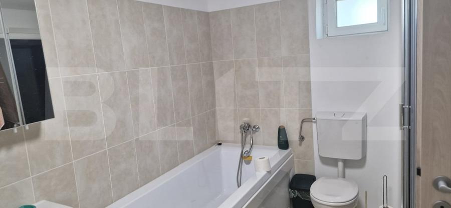Casă individuală cu 9 camere cu Teren 1000 Mp în Pucioasa