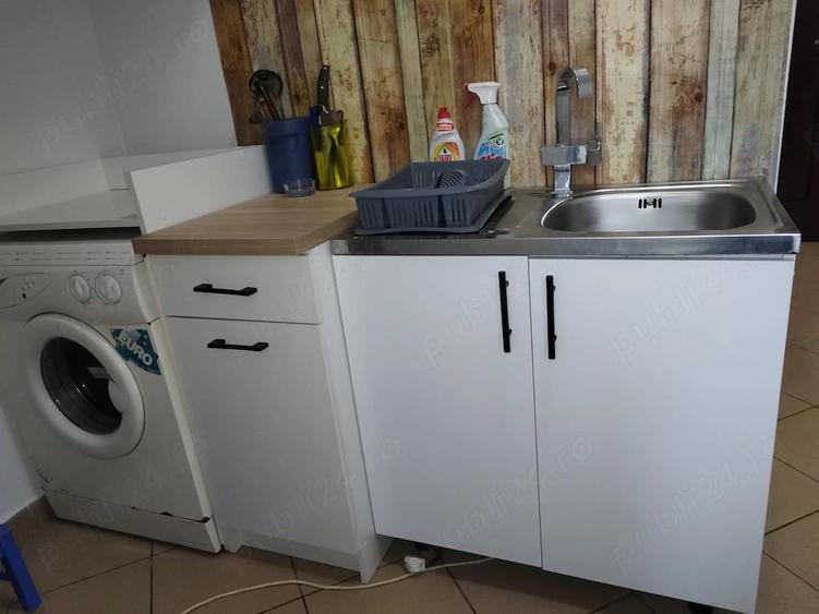 Garsonieră decomandată în Central