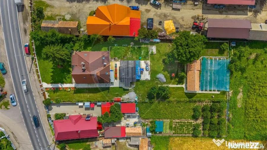Casă cu 3 camere cu Teren 7150 Mp în Ozun