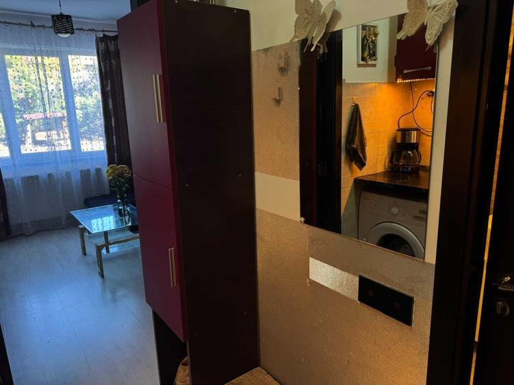 Garsonieră decomandată în Tudor Vladimirescu
