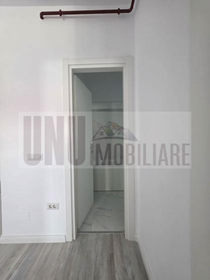 Garsonieră decomandată în Podu Roș
