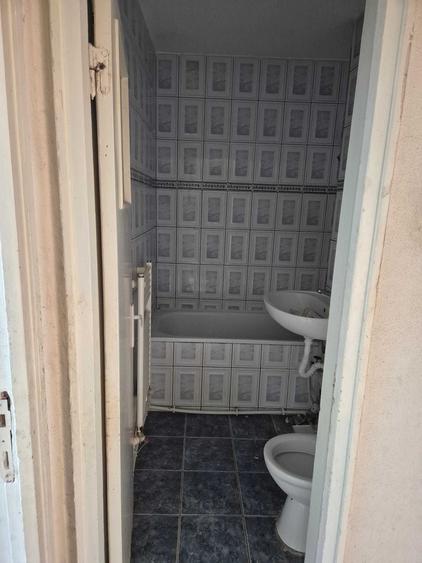 Apartament cu 3 camere decomandat în Mazepa 1
