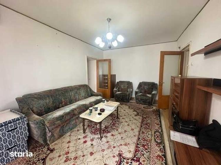 Apartament cu 2 camere semidecomandat în Cișmigiu