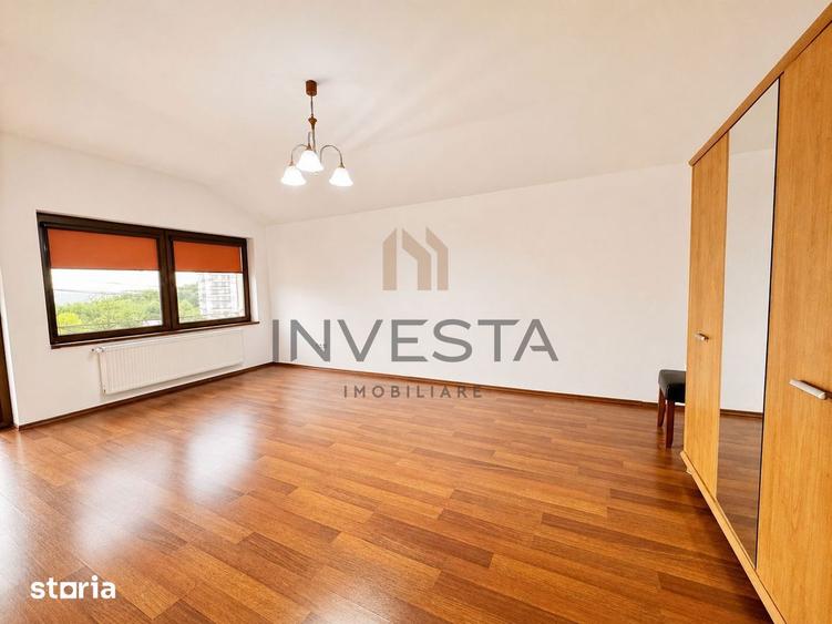 Casă cu 5 camere cu Teren 456 Mp în Becaș