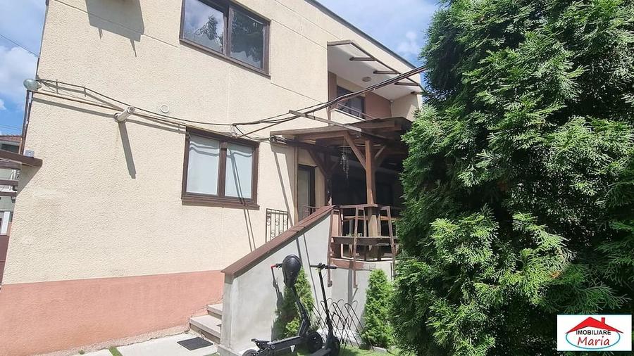 Casă cu 5 camere cu Teren 300 Mp în Central