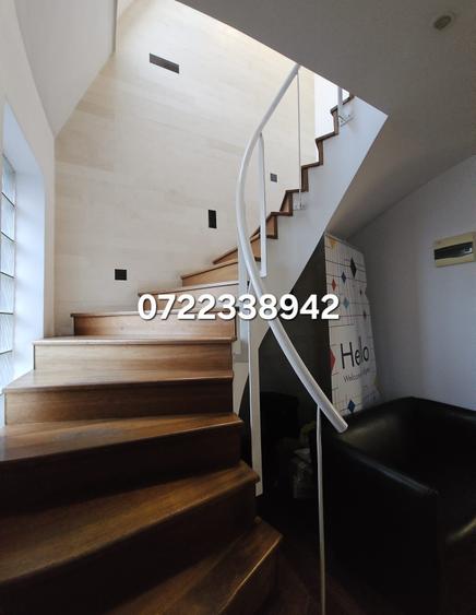 Penthouse cu 5 camere decomandat în Dorobanți
