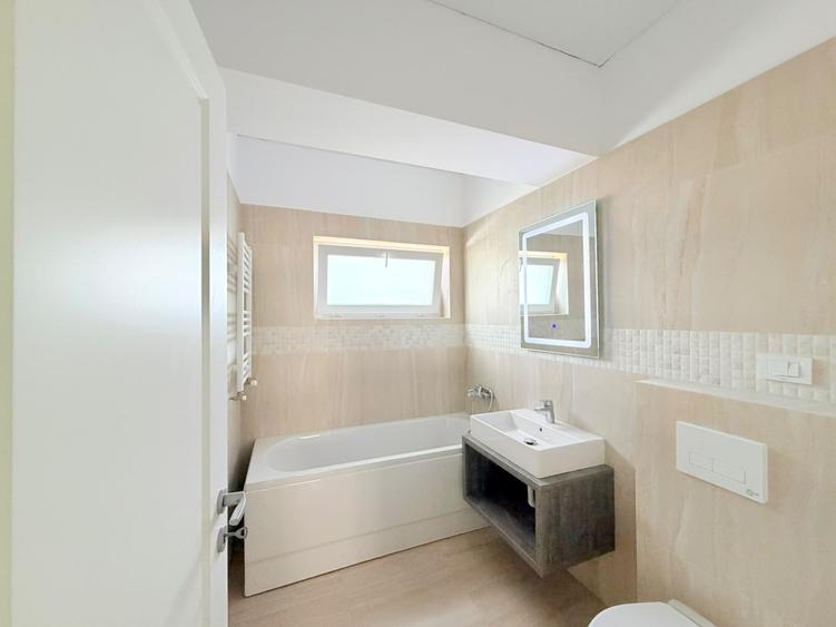 Apartament cu 2 camere decomandat în Tătărași