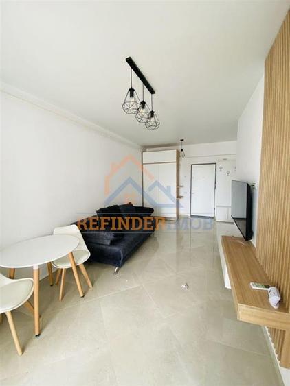 Apartament cu 2 camere decomandat, mobilat în Parcul Carol