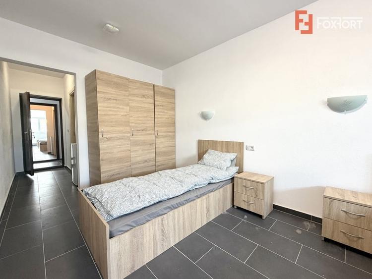 Hotel/Pensiune, de 1,050 mp, în Dumbrăvița