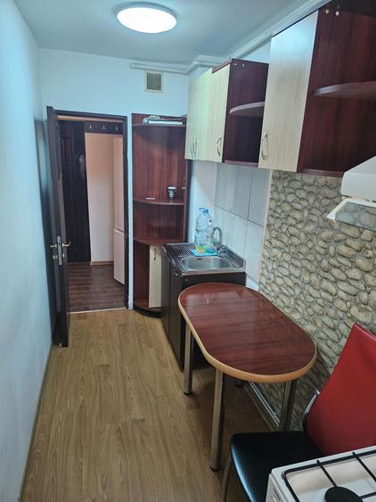 Garsonieră decomandată în Trivale