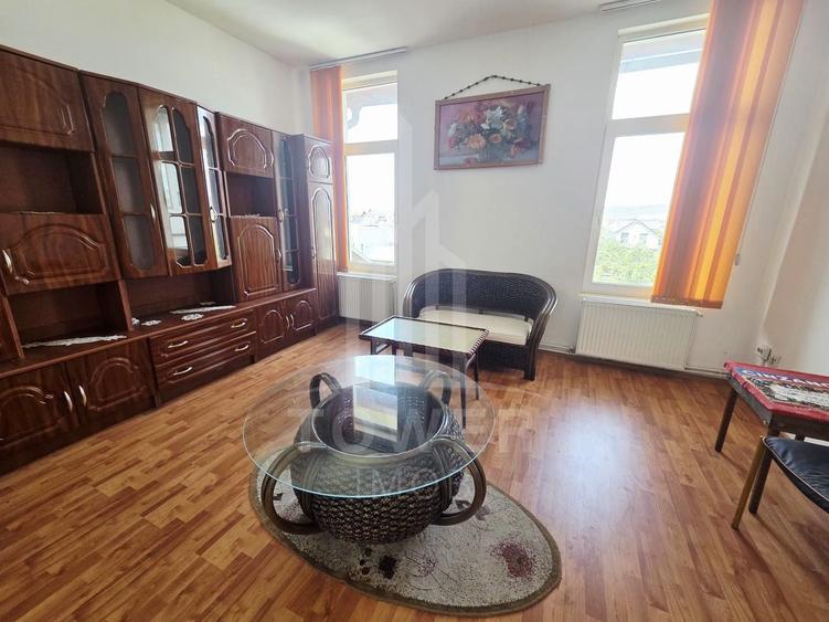 Apartament cu 4 camere, mobilat în Șelimbăr