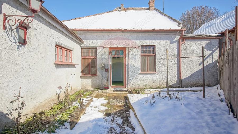 Casă cu Teren 204 Mp în Blumăna