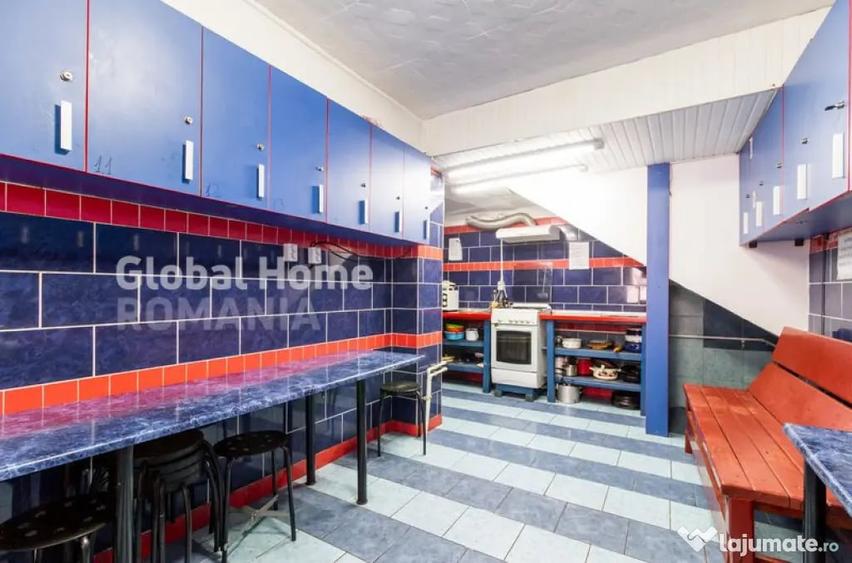 Casă cu 12 camere cu Teren 303 Mp în Mihai Bravu