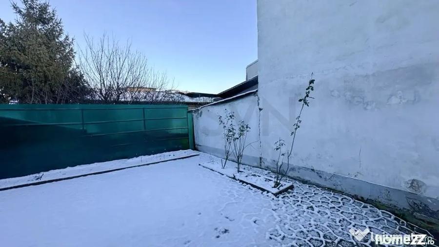 Casă cu 9 camere cu Teren 200 Mp în Pache Protopopescu