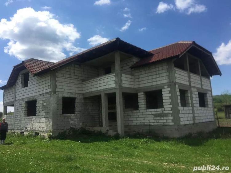 Casă în Fântânele