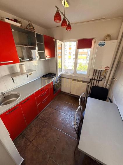 Apartament cu 2 camere decomandat în Gheorghe Lazăr