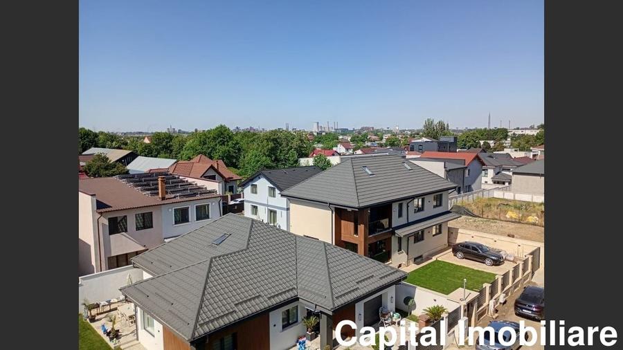 Apartament cu 3 camere decomandat în Micro 14