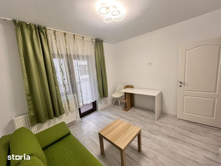 Garsonieră decomandată în Ciurea