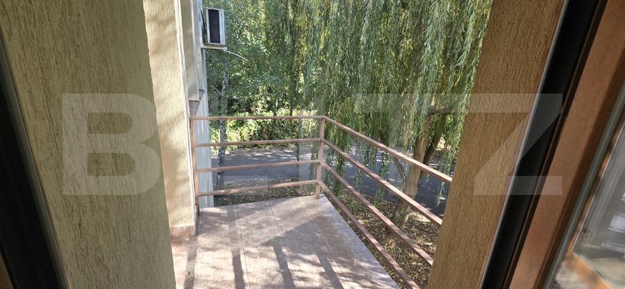 Apartament cu 2 camere decomandat, mobilat în Titulescu