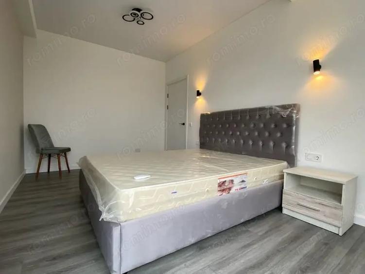 Apartament cu 2 camere decomandat în Badea Cârțan