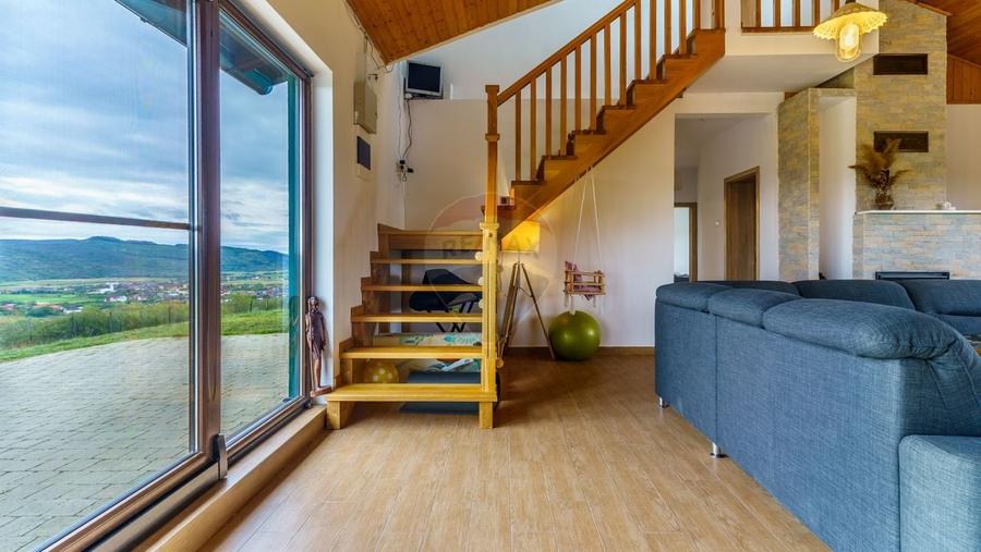 Teren agricol extravilan de 94218 mp, în Livada (Iclod)