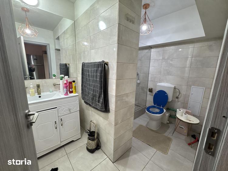 Apartament cu 3 camere în 13 Septembrie