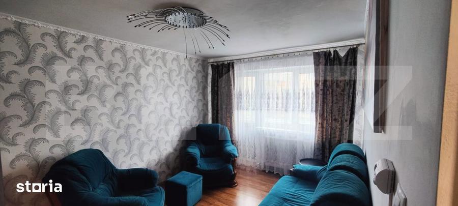 Apartament cu 3 camere în Micro 9