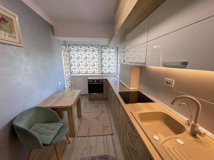 Apartament cu 2 camere decomandat în Tătărași