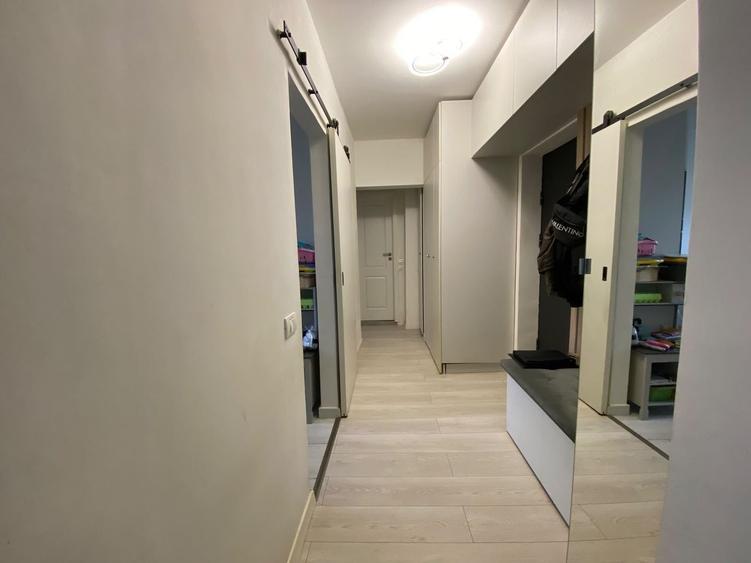 Apartament cu 2 camere decomandat, mobilat în Vatra Luminoasă