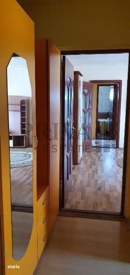 Apartament cu 2 camere semidecomandat în Spitalul Județean