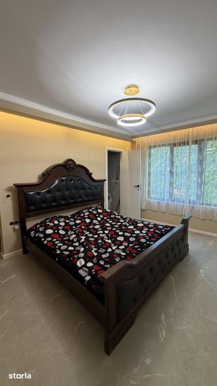 Apartament cu 5 camere în Sud