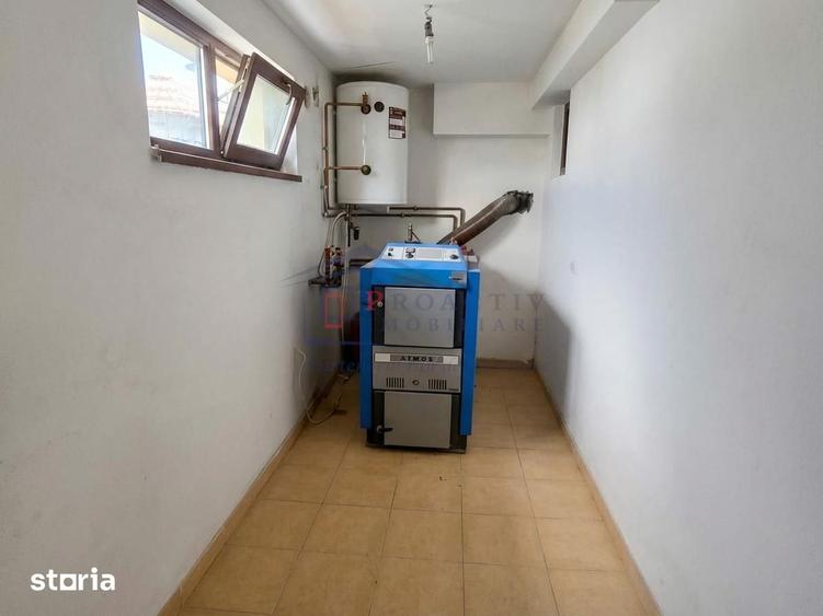 Casă cu 4 camere cu Teren 796 Mp în Șcheia