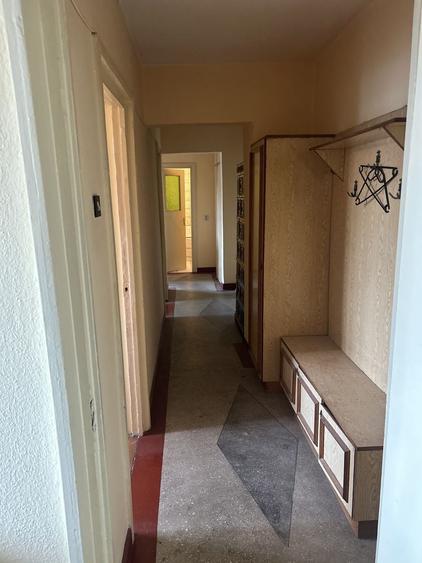 Apartament cu 4 camere decomandat în Bistrița