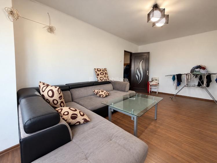 Apartament 2 camere, 60 mp, zona Hotvon