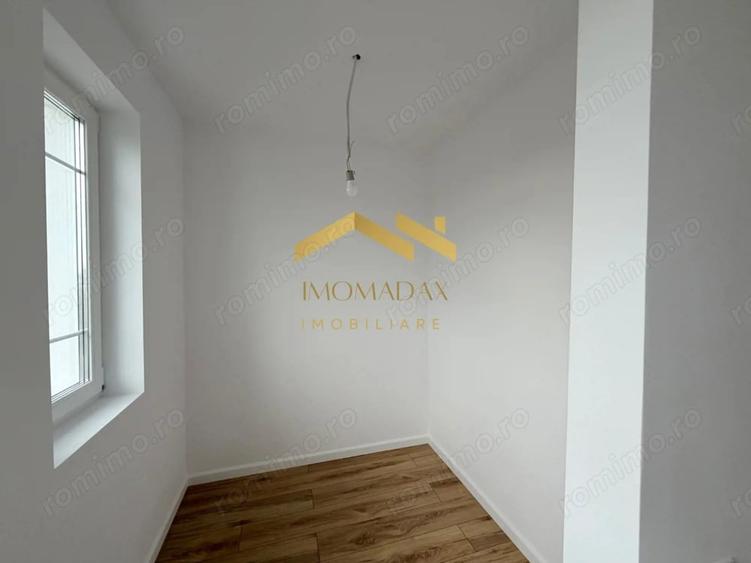 Casă cu 4 camere cu Teren 280 Mp în Remetea Mare