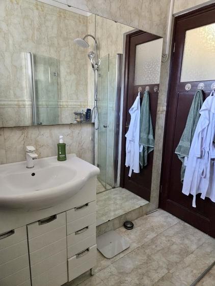 Casă cu 4 camere cu Teren 300 Mp în Ultracentral