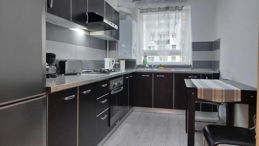 Apartament de vanzare ,persoana fizica, fara agentii imobilare,PROPRIETAR - 2