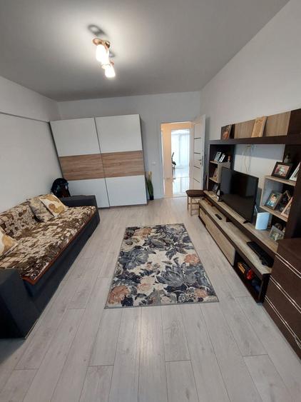 Apartament cu 3 camere decomandat în Valea Lupului