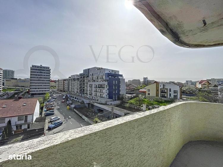 Apartament cu 3 camere, mobilat în Între Lacuri