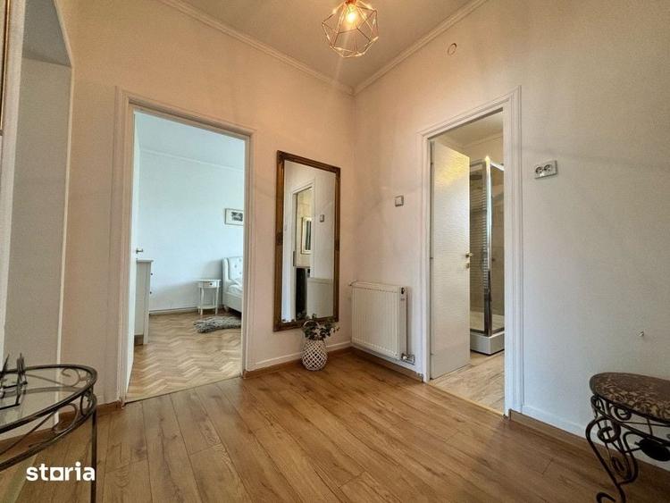 Apartament cu 2 camere decomandat în Republicii