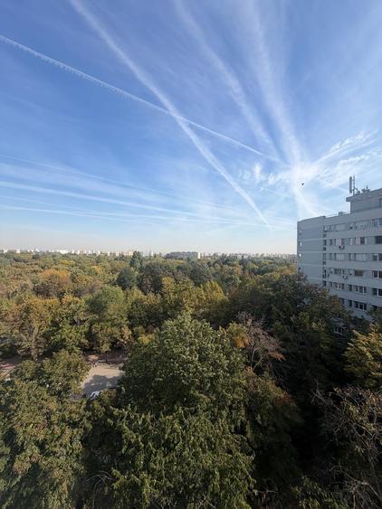 Apartament cu 2 camere semidecomandat în Baba Novac