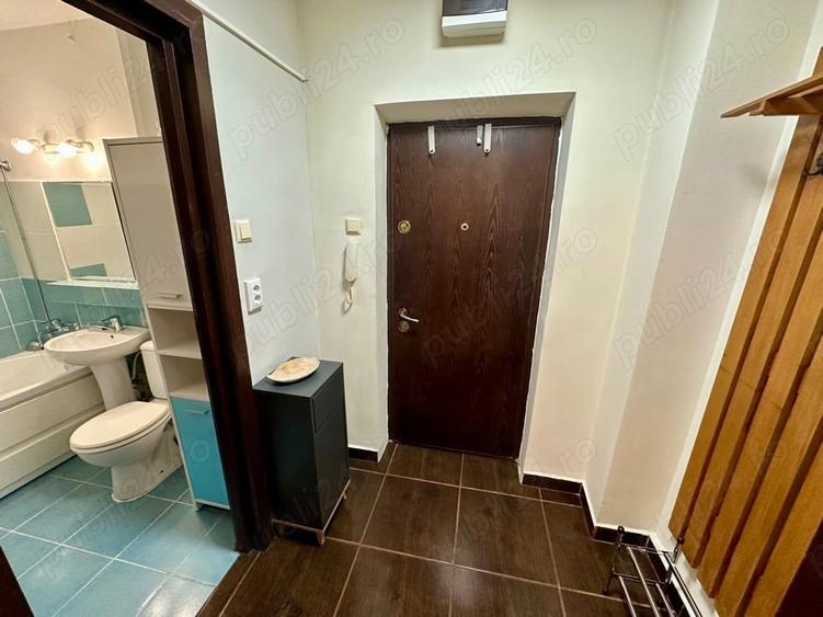 Garsonieră semidecomandată în Brâncoveanu