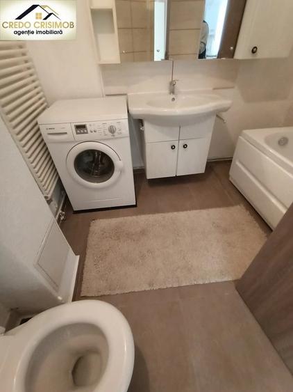 Apartament cu 2 camere decomandat în Micro III