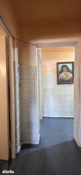 Apartament cu 4 camere decomandat în Tomis Nord