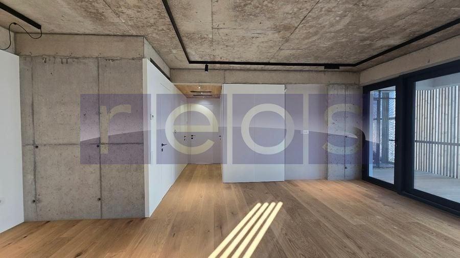 Apartament cu 3 camere decomandat în Dorobanți