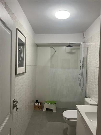Casă individuală cu 5 camere cu Teren 173 Mp în Polonă