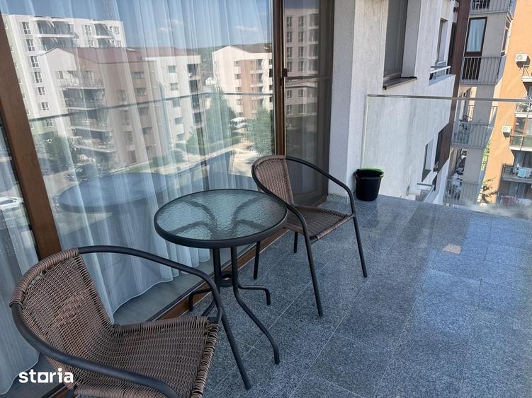 Apartament cu 3 camere decomandat în Central