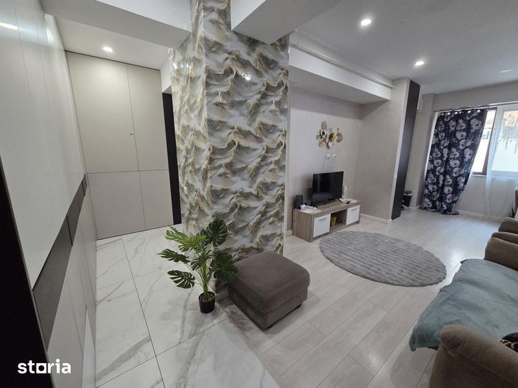 Apartament cu 3 camere în Tudor Vladimirescu