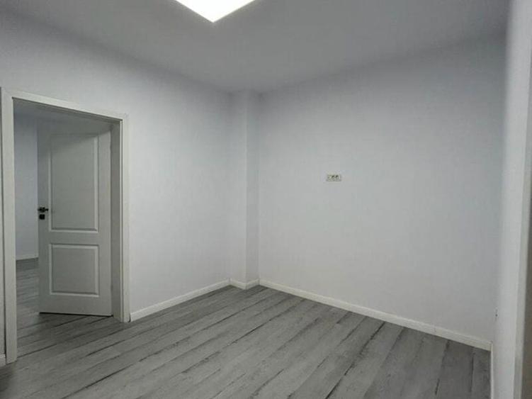 Casă individuală cu 4 camere cu Teren 80 Mp în Colentina